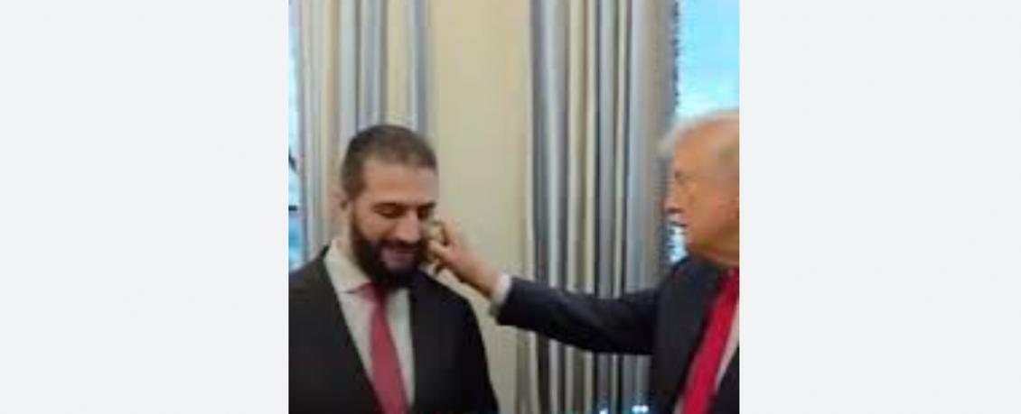 بعد أن سوّق له بحماس.. ترامب يشارك الشرع عطره الخاص ويهديه قارورة