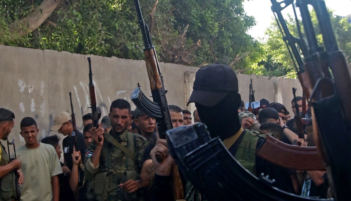 رياض قهوجي/ الفصائل الفلسطينية في لبنان بين التبعية والفساد وغياب العمل المقاوم