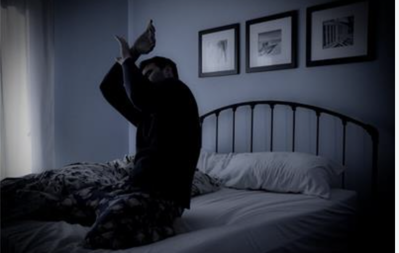 السباب والشتائم أثناء النوم... وأسرار لغة الأحلام!