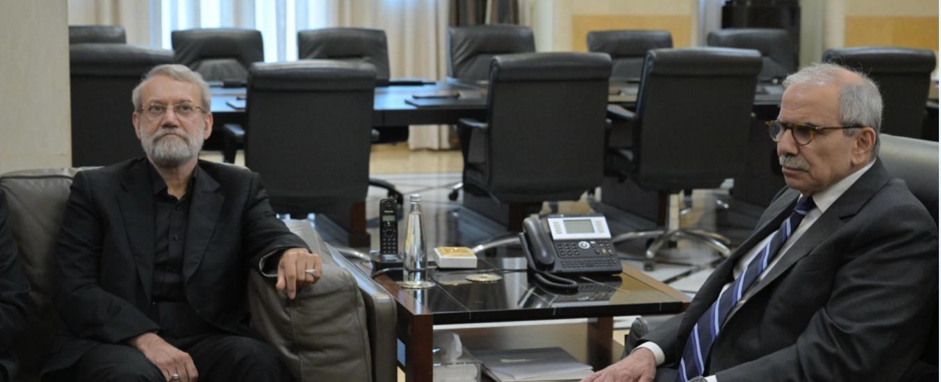 برودة وتجهّم في استقبال سلام للاريجاني.. رئيس الحكومة: "أهل مكة أدرى بشعابها ولسنا بحاجة لدروس من أحد"