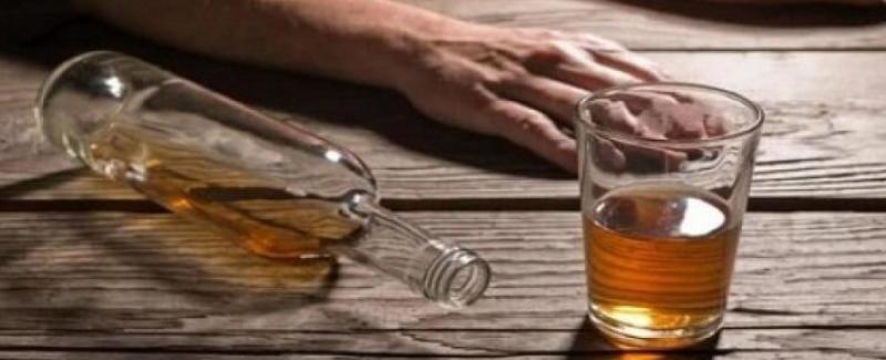 مشروب كحولي واحد يومياً يزيد خطر الإصابة بسرطان الفم بنسبة 50%