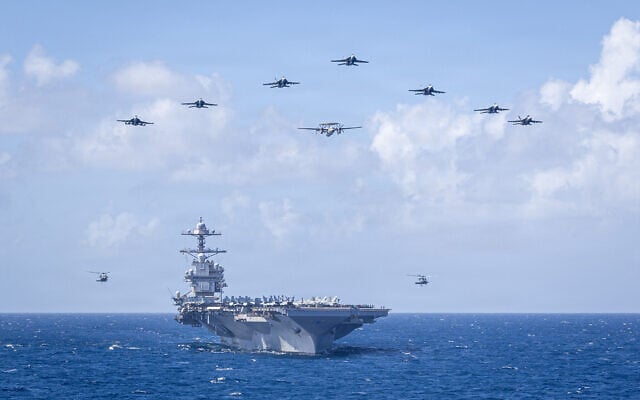 اكبر حاملة طائرات أميركية 