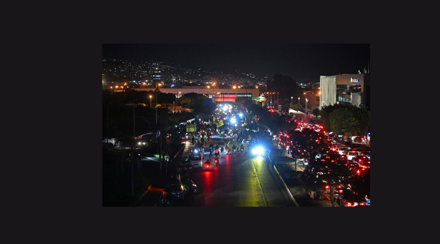 مناصرو "الثنائي" يجوبون الشوارع غضبًا على الورقة الأميركية.. وبيان "مفبرك" عن "الحزب" 