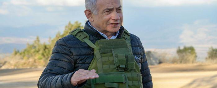 بعدما قال عنه نعيم قاسم إنه "ميت من الخوف"..نتنياهو على حدود لبنان