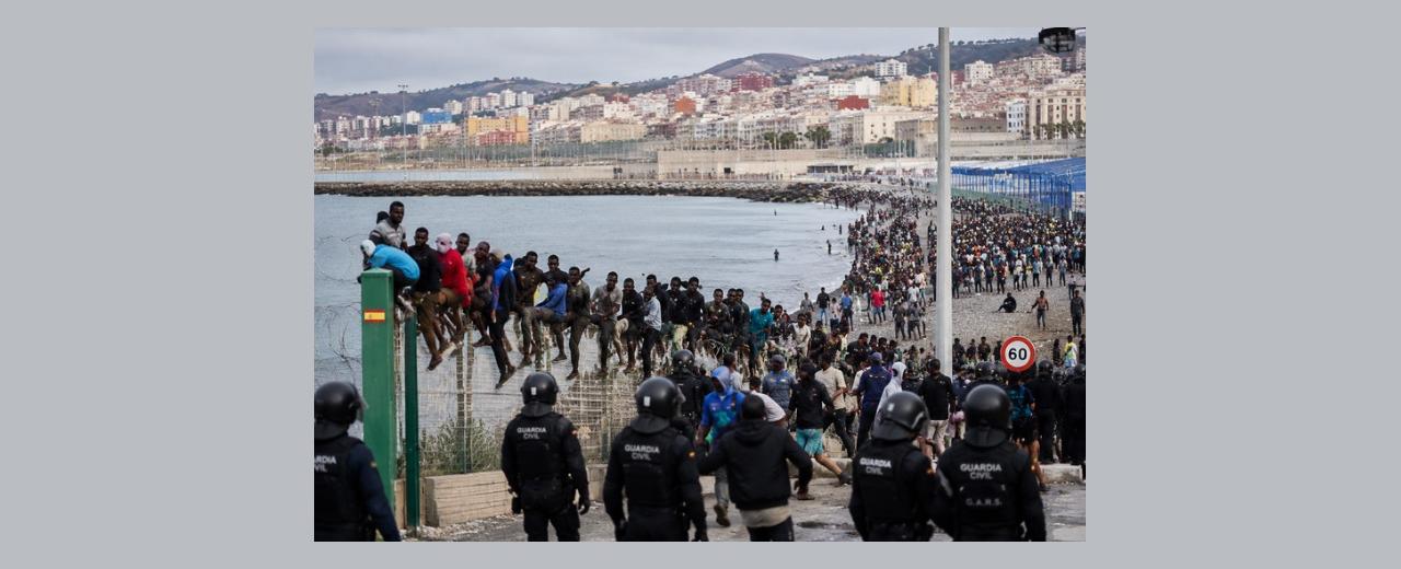 من المغرب إلى سبتة… 60 ألف مهاجر يشعلون أزمة أوروبية ودعوات لإغلاق شنغن