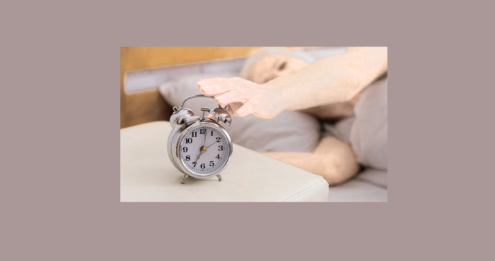 كيف نُعالج اضطرابات النوم مع التقدم في السن؟