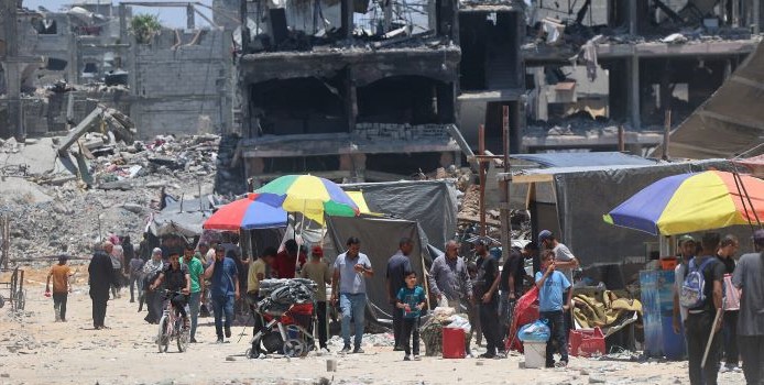 مفاوضات غزة مهدت لبناء "جسر الحل" وفق قطر و"حماس" مستاءة ونتنياهو على شروطه وبايدن "متريّث"