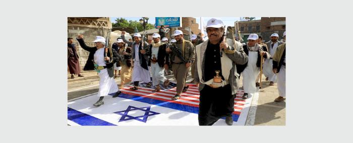 "الحوثي" يطلق "صواريخه" على "لؤم" الحكومة اللبنانية دعمًا لحزب الله