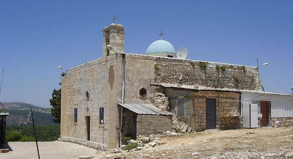 الجيش الإسرائيلي يتكبّد 9 جرحى في قصف "حزب الله" لكنيسة..ماذا حصل؟