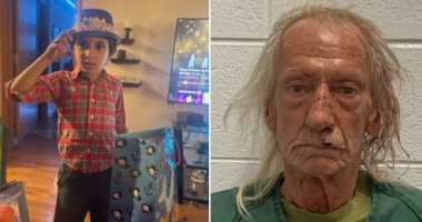  هذه آخر كلمات الطفل المسلم  لأمه الذي طعن حتى الموت في إلينوي الأميركية!  