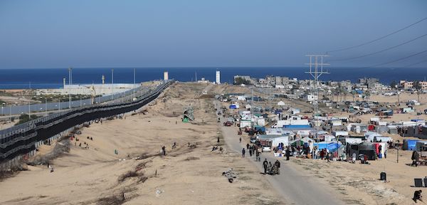 لماذا تصر إسرائيل على مخطط السيطرة على محور فيلاديفيا مع مصر في غزة؟