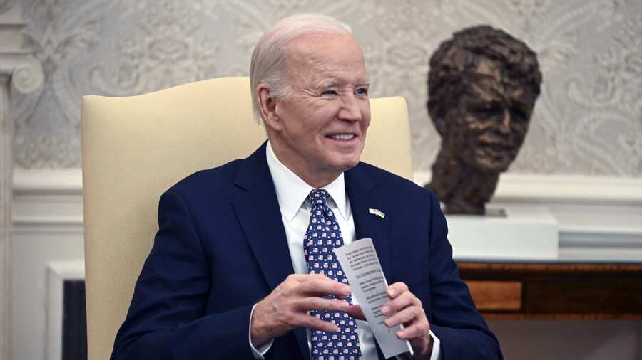 مضمون  أحدث تقرير طبّي خاص  ببايدن: تآكل في عموده الفقري  ومؤهل للقيام بمهام الرئاسة بنجاح