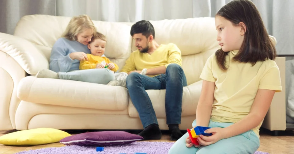 عقدة "الابن المفضّل"