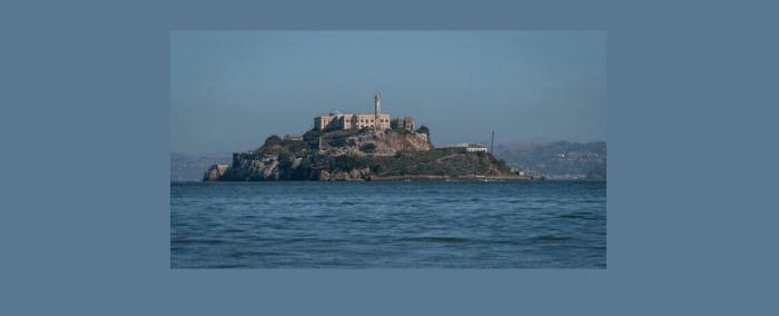 ترامب يأمر بإعادة العمل بـ"أسوأ" السجون الاميركية