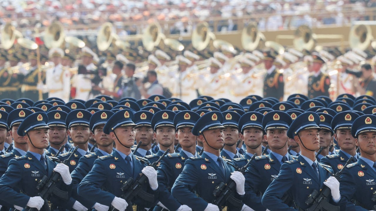 الصين تقدم أقوى استعراضاتها العسكرية بحضور بوتين