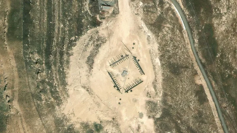 الأقمار الصناعية ترصد استعدادات مكثفة.. هل تتأهّب إيران للضربة؟