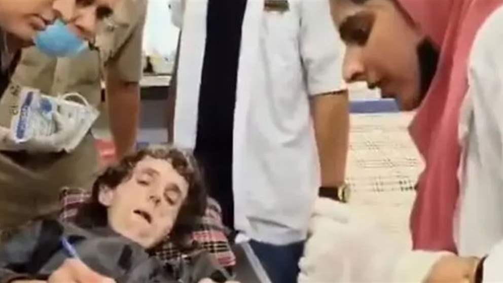 من دون طعام لمدة 40 يوماً"... قيّدها زوجها بشجرة في غابة!