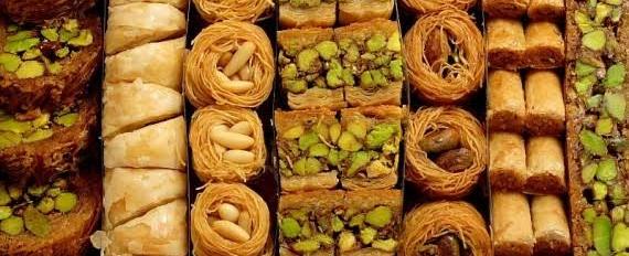 خمس نصائح لجعل الحلويات التي نتناولها جزءًا من الاحتفال بالحياة