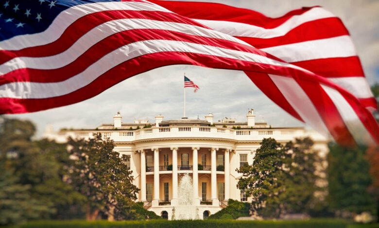 كم يبلغ الراتب الذي يتقاضاه رئيس الولايات المتحدة الأميركية؟