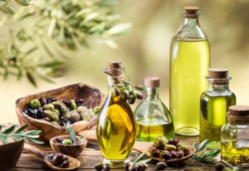 زيت الزيتون: ماذا يحدث عند استهلاك أكثر من نصف ملعقة يوميًا؟ 