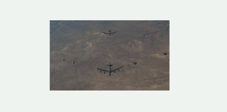 مدمّرات ب-52 الأميركية "تتدرب" على هجوم في الشرق الاوسط