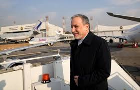 عراقجي نقل لهم البطاقات بحقيبته... عسكريون إيرانيون في لبنان بغطاء دبلوماسي