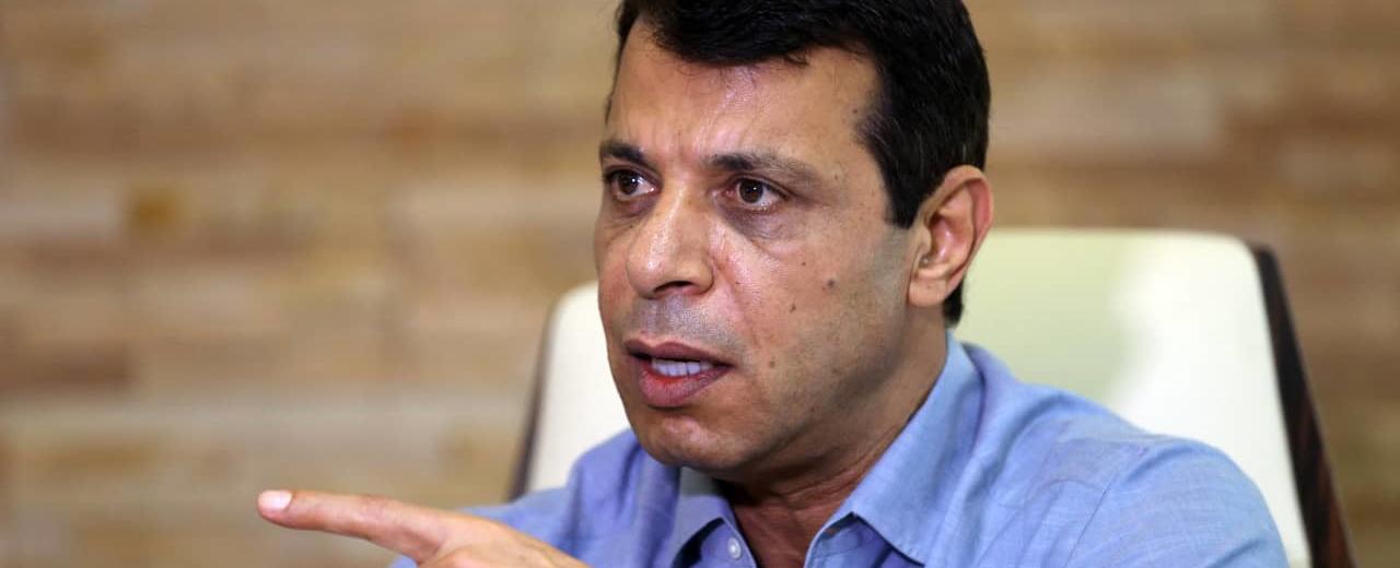 بعد عفو عباس عن مفصولي فتح .. هل يعود دحلان إلى الواجهة؟