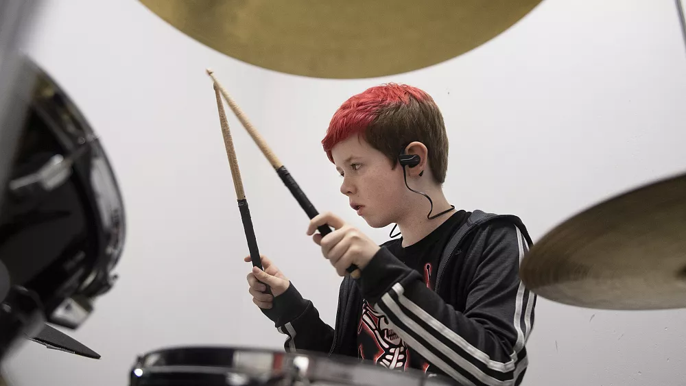 "الدرامز"... علاج لأطفال التوحّد 