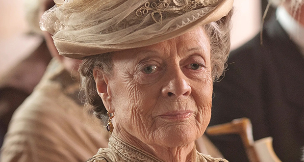 رحيل الممثلة البريطانية ماغي سميث عن 89 عاماً