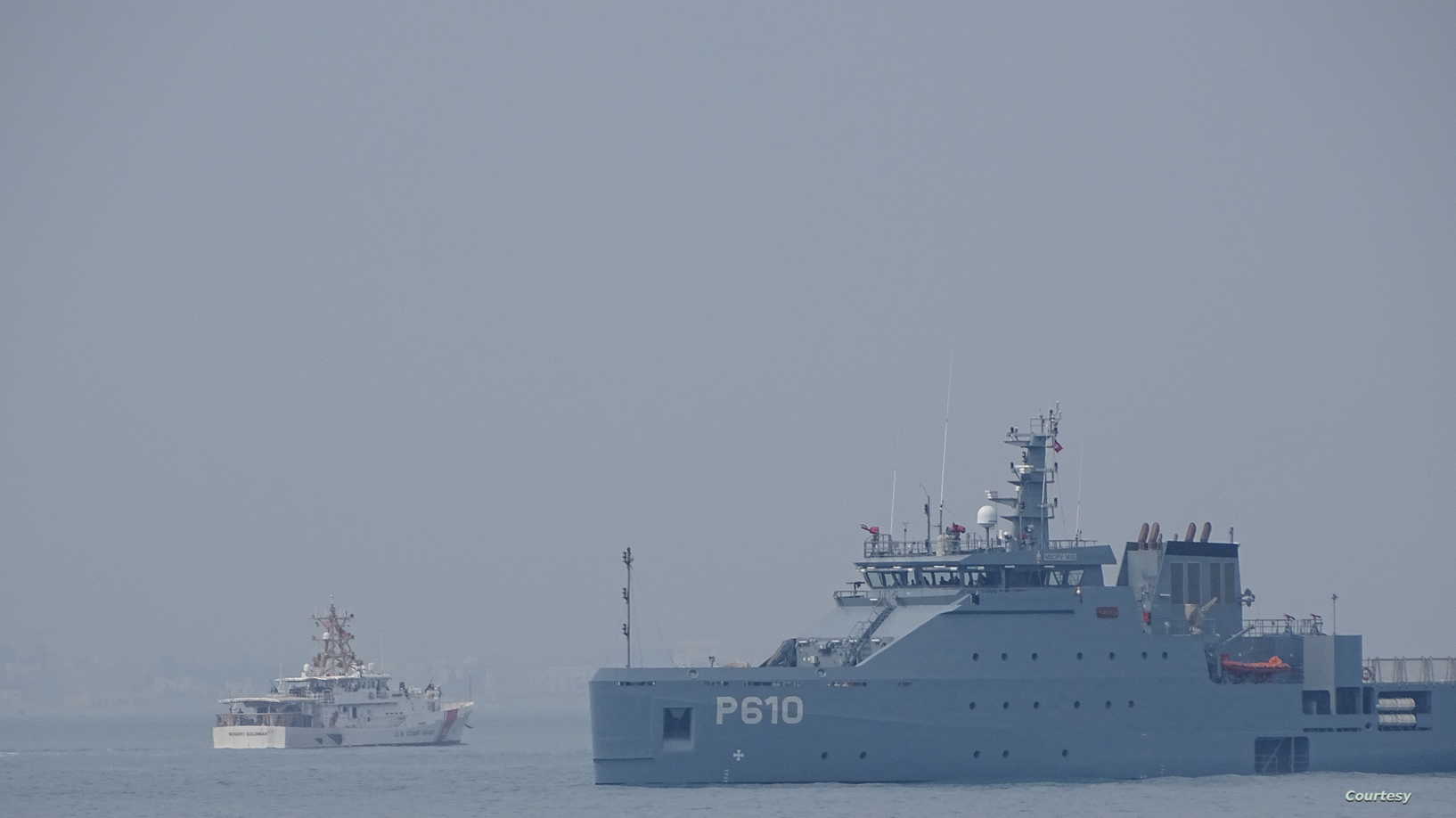 ما صلة إيران بإرسال واشنطن غوّاصة نووية الى الشرق الأوسط؟