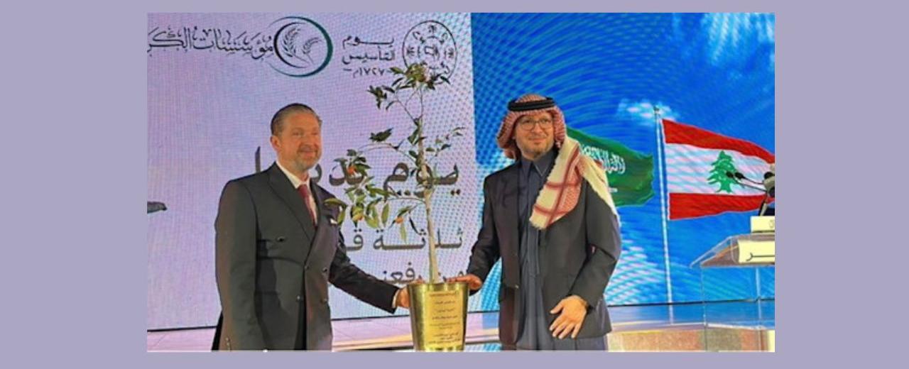 السعودية تنهي مهمة بخاري الذي لم يكن على قدر التحديات اللبنانية