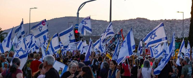 للمرة الأولى منذ 11 شهرًا ...نتنياهو يدرج الجبهة الشمالية في خانة الأهداف الرئيسية للحرب