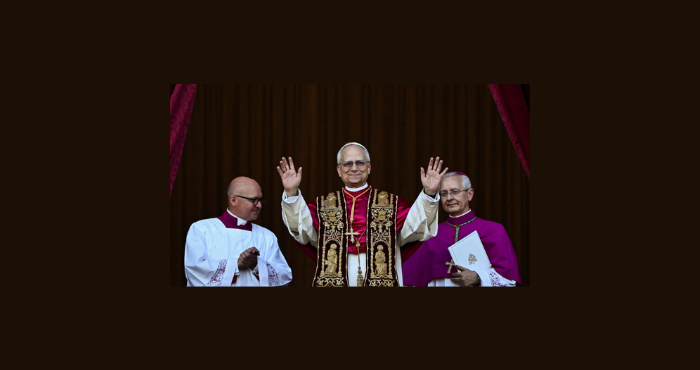 من أب فرنسي وأم إيطالية... الأميركي ليون الرابع عشر يعتلي كرسي البابوية على "نهج فرنسيس"