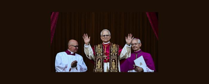 من أب فرنسي وأم إيطالية... الأميركي ليون الرابع عشر يعتلي كرسي البابوية على "نهج فرنسيس"