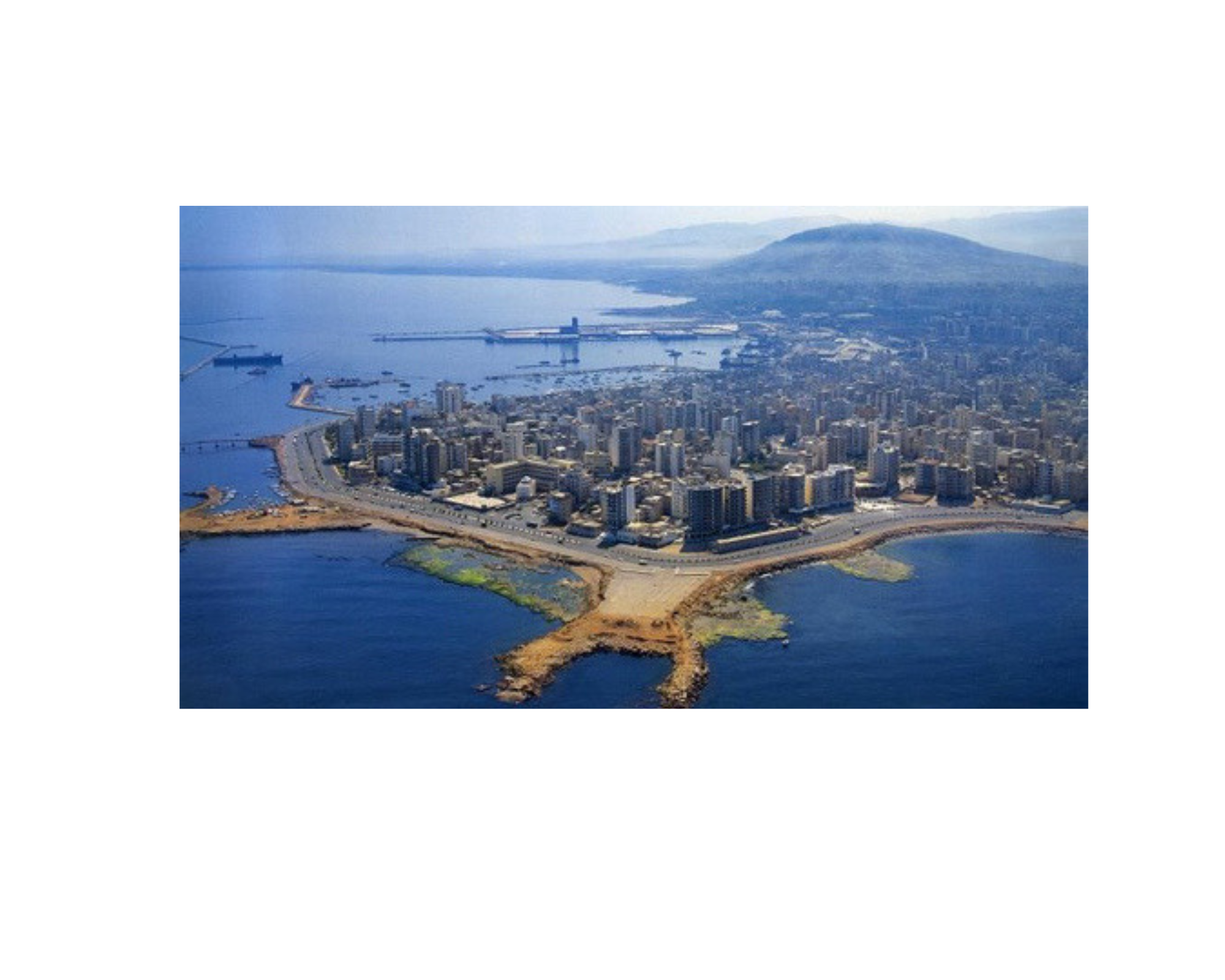 طرابلس زميلة البندقية بالعراقة.. ضحيّة أكبر "جريمة دولة في لبنان" 