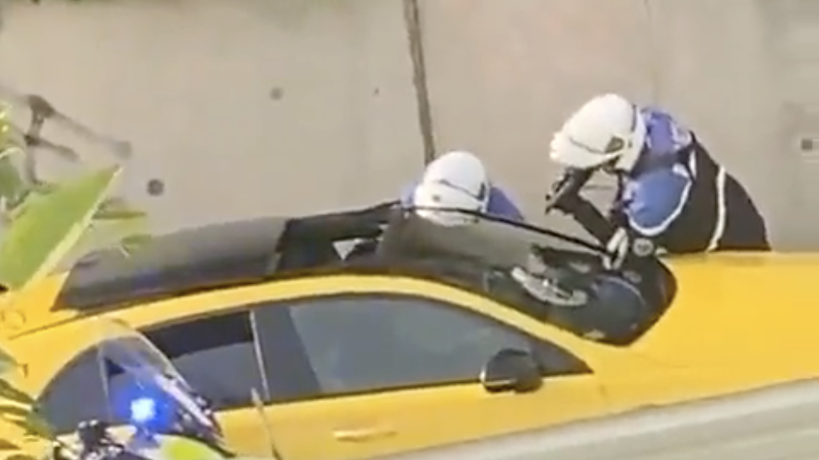 نجوم عالميون يستنكرون قتل رجل شرطة لـ "الملاك الصغير" في باريس