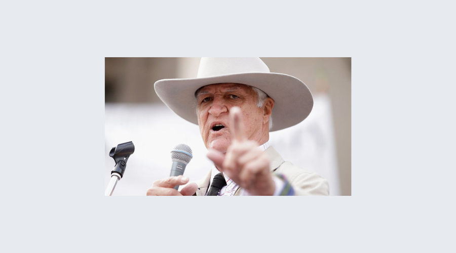 نائب استرالي يخجل من أصله اللبناني!