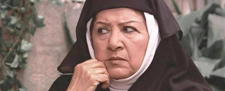 العثور على هدى الشعراوي (إم زكي) مقتولة داخل شقتها... والشبهات تحوم حول خادمتها