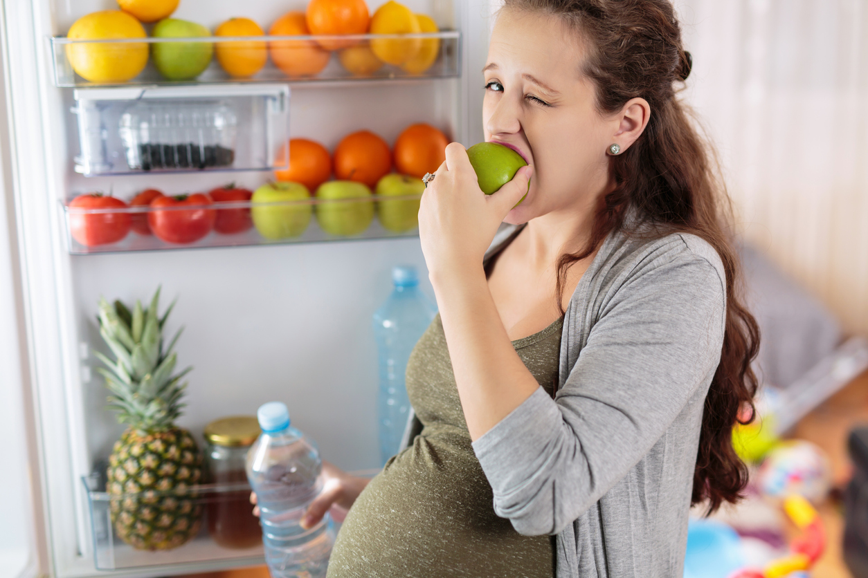 الوحام... طلبات فوق الطاقة وتغيرات نفسية وفيزيولوجيّة