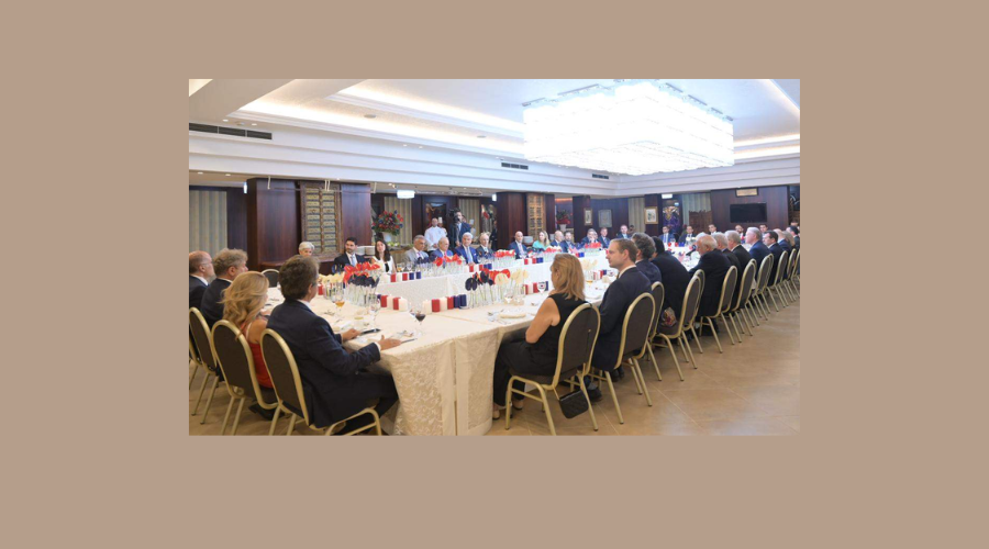 لمن قال عبد المنعم يوسف: استحوا على دمكم!