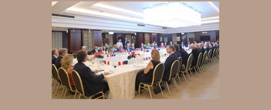 لمن قال عبد المنعم يوسف: استحوا على دمكم!