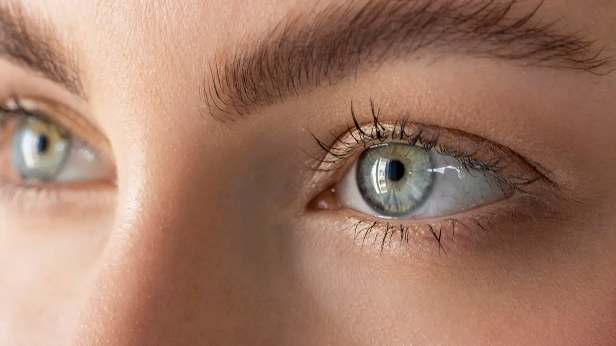 عيناك تحدّدان عمرك الحقيقي... اكتشاف علمي جديد