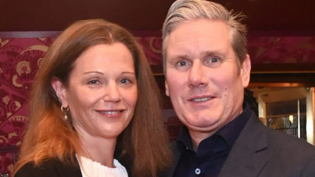 بسبب علاقة زوجته بتايلور سويفت.. رئيس وزراء البريطاني في ورطة 