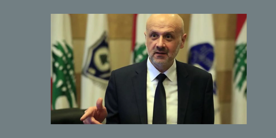 وزير الداخلية اللبناني من الرياض يهزأ بالممانعة 