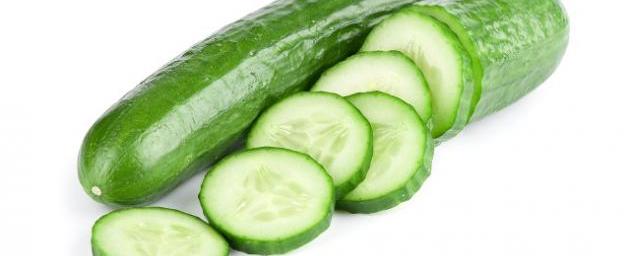 فوائده صحية وجمالية.. لهذا يجب إضافة الخيار إلى نظامنا الغذائي