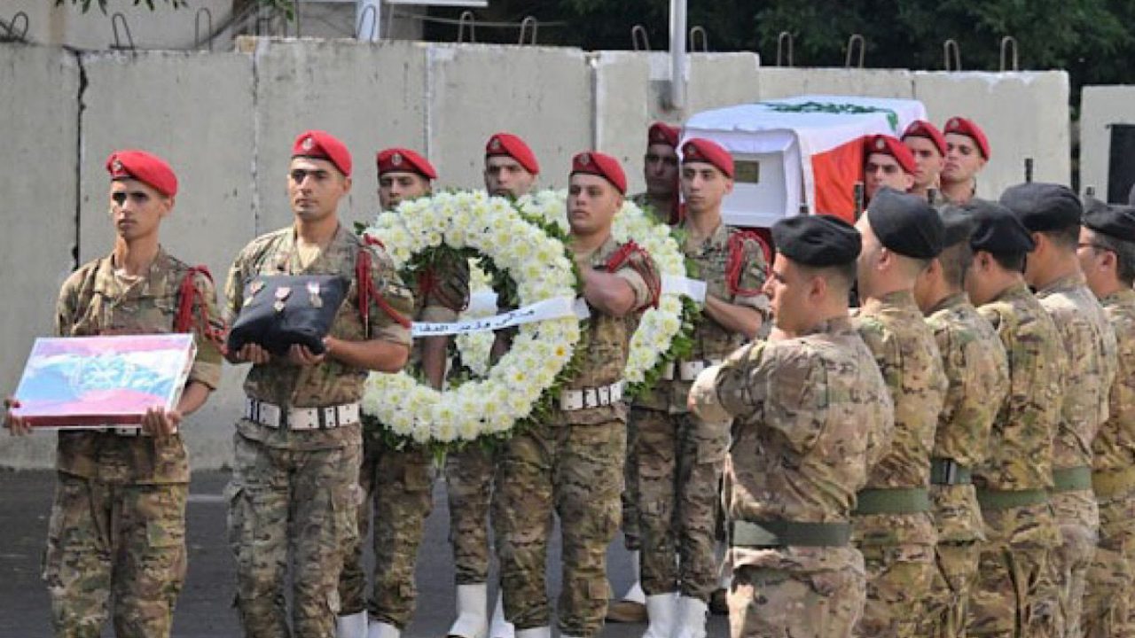 وداع مهيب لشهداء الجيش... وحزن عام يلفّ لبنان
