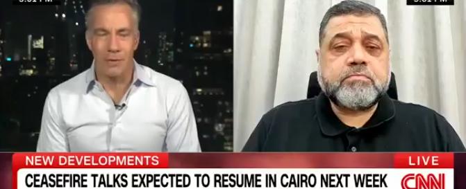 ماذا فعل أسامة حمدان عندما سألته "سي.أن.أن" عن مسؤولية "حماس" في مقتل المدنيين في غزة؟