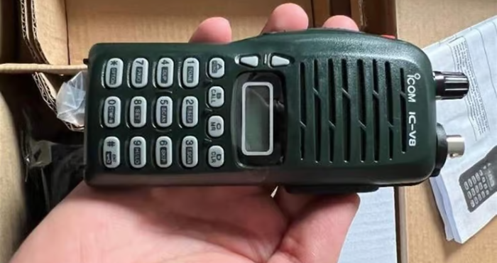 معلومات مثيرة  عن أجهزة البايجر والتوكي ووكي: الاولى صنعت في اسرائيل والثانية كانت للتجسس على حزب الله