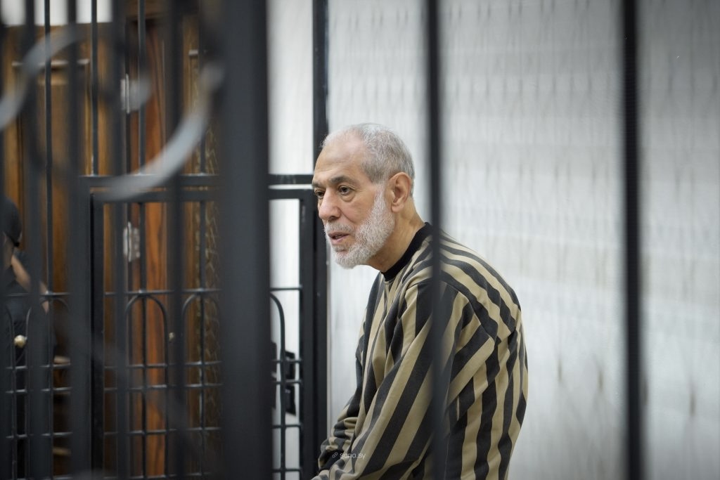 المؤبد لمفتي الأسد أحمد حسون.. من هو الرجل الذي رافق النظام طوال سنوات الحرب؟