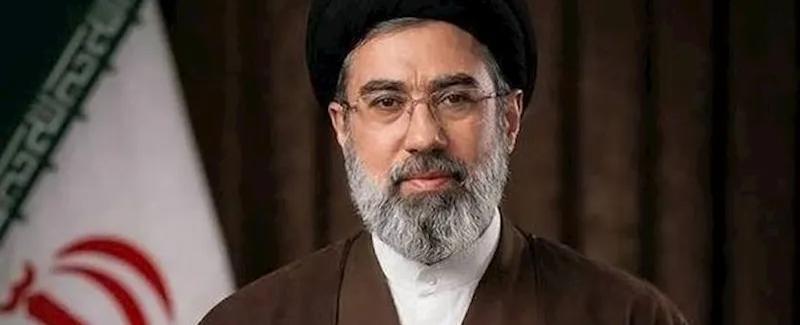 إصابات في النخاع الشوكي وشلل.. تقرير إسرائيلي يكشف حالة مجتبى خامنئي